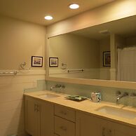 1857 Beachside Tennis at The Sea Pines Resort