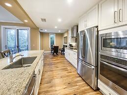 1908 South Beach Club at The Sea Pines Resort