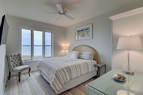 1919 South Beach Club at The Sea Pines Resort