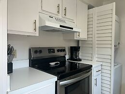 2411 Lighthouse Tennis at The Sea Pines Resort