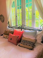 Serena Boutique Hotel