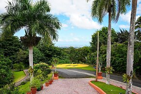 Serena Boutique Hotel