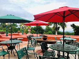 Serena Boutique Hotel