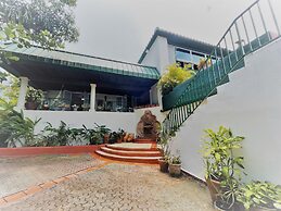 Serena Boutique Hotel