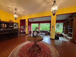 Serena Boutique Hotel