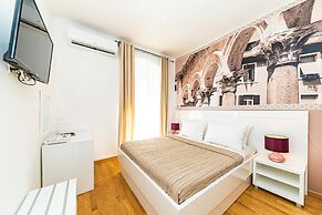 Riva City Rooms