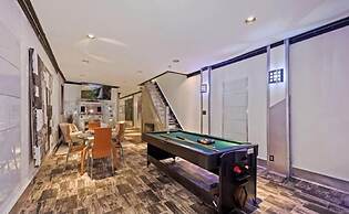 Stylish 4 bedroom home near Philadelphia