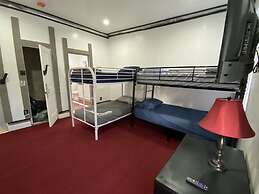 Stylish 4 bedroom home near Philadelphia