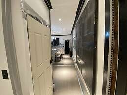 Stylish 4 bedroom home near Philadelphia