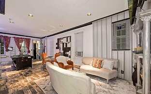 Stylish 4 bedroom home near Philadelphia