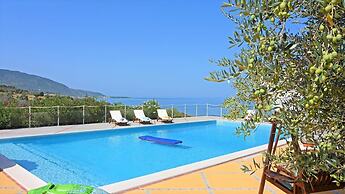 Villa Le Sorbe 12 in Caronia