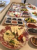 Adadaki Evimiz Bozcaada