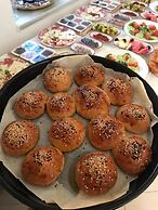 Adadaki Evimiz Bozcaada