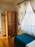 Adadaki Evimiz Bozcaada