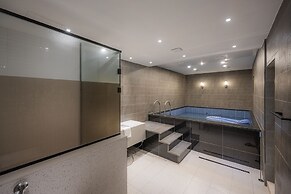 Brown Dot Hotel Gijang Station