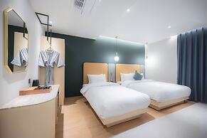 Brown Dot Hotel Gijang Station