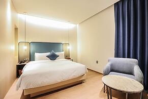 Brown Dot Hotel Gijang Station