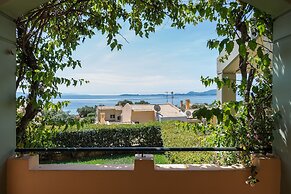 Riviera Houses Barbati