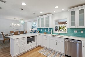 The Salted Coconut 3 Bedroom Home by RedAwning