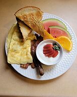 The Carriage House Inn