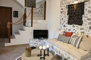 Elia Woodstone Houses