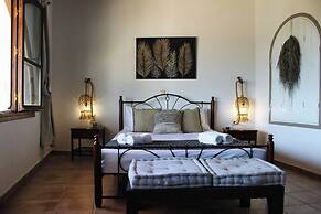 Elia Woodstone Houses