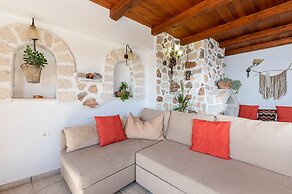 Elia Woodstone Houses