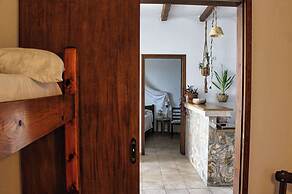 Elia Woodstone Houses