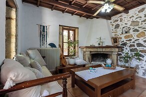 Elia Woodstone Houses