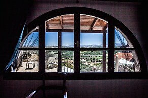 Elia Woodstone Houses