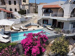 Elia Woodstone Houses