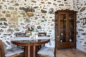 Elia Woodstone Houses