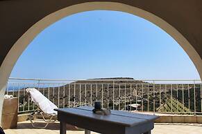 Elia Woodstone Houses