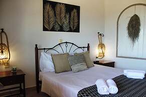 Elia Woodstone Houses