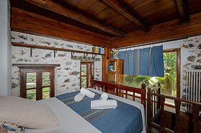 Elia Woodstone Houses