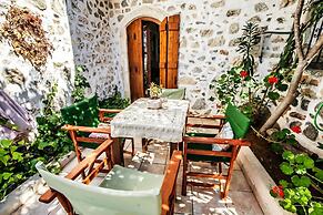 Elia Woodstone Houses