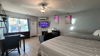 Barefoot Mailman Inn & Suites