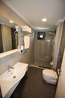 Avsa Extra Vagant Hotel