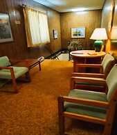 Love Hotels Voyageur by OYO at International Falls MN