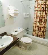 Love Hotels Voyageur by OYO at International Falls MN