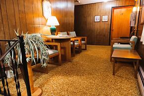 Love Hotels Voyageur by OYO at International Falls MN