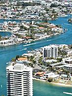 Ocean Surfers Paradise - GCLR