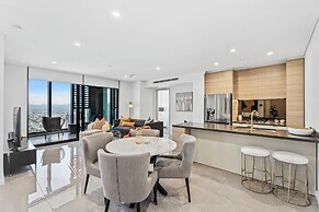 Ocean Surfers Paradise - GCLR