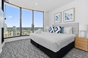 Ocean Surfers Paradise - GCLR