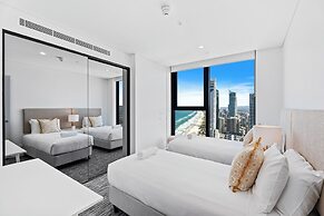 Ocean Surfers Paradise - GCLR