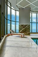 Ocean Surfers Paradise - GCLR