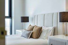 Ocean Surfers Paradise - GCLR