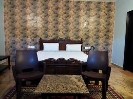 Corbett Comfort Lodge