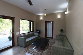 Corbett Comfort Lodge