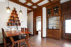 3B-Barefoot-01 by bnbmehomes